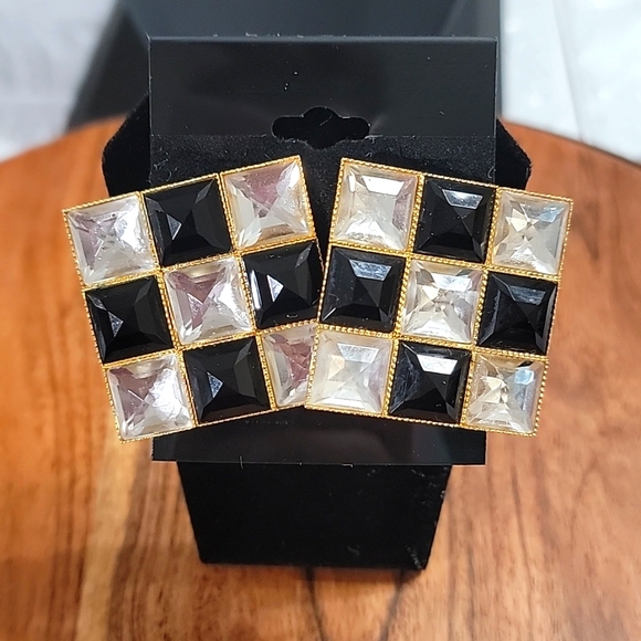 Vintage Black White Checker Acrylic Pierced Earrings - Picture 1 of 7